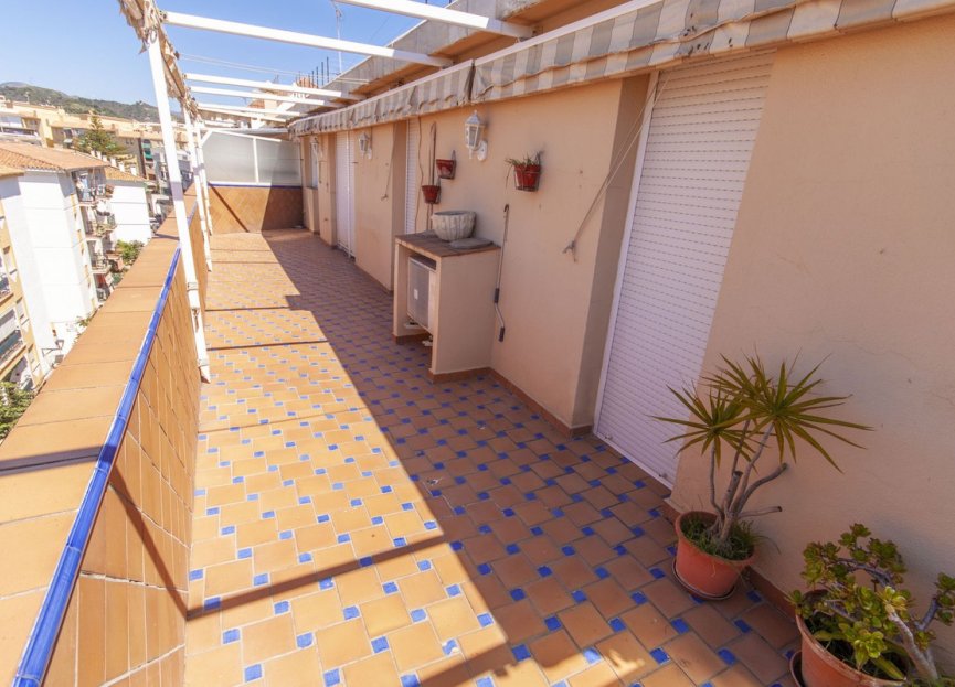 Resale - Apartment - Top Floor Apartment - Estepona - Estepona Centro