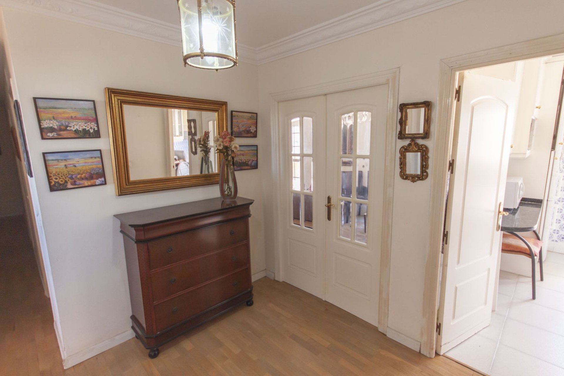 Resale - Apartment - Top Floor Apartment - Estepona - Estepona Centro