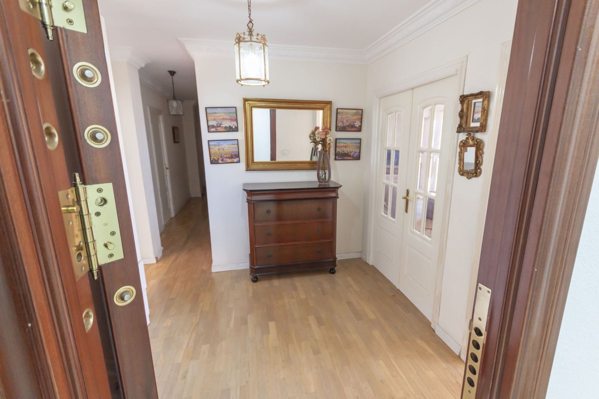 Resale - Apartment - Top Floor Apartment - Estepona - Estepona Centro