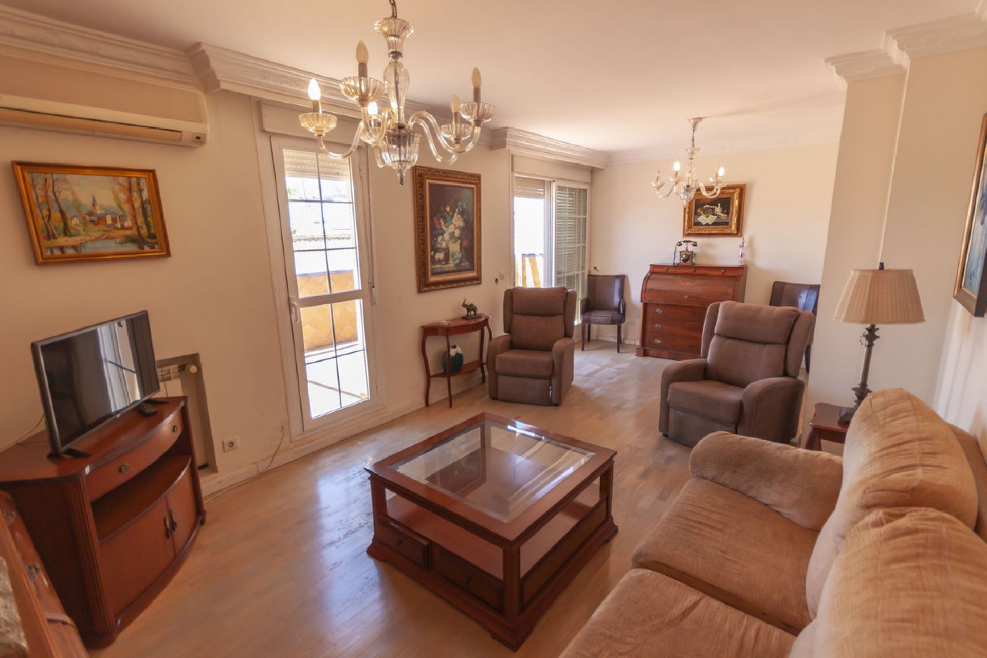 Resale - Apartment - Top Floor Apartment - Estepona - Estepona Centro