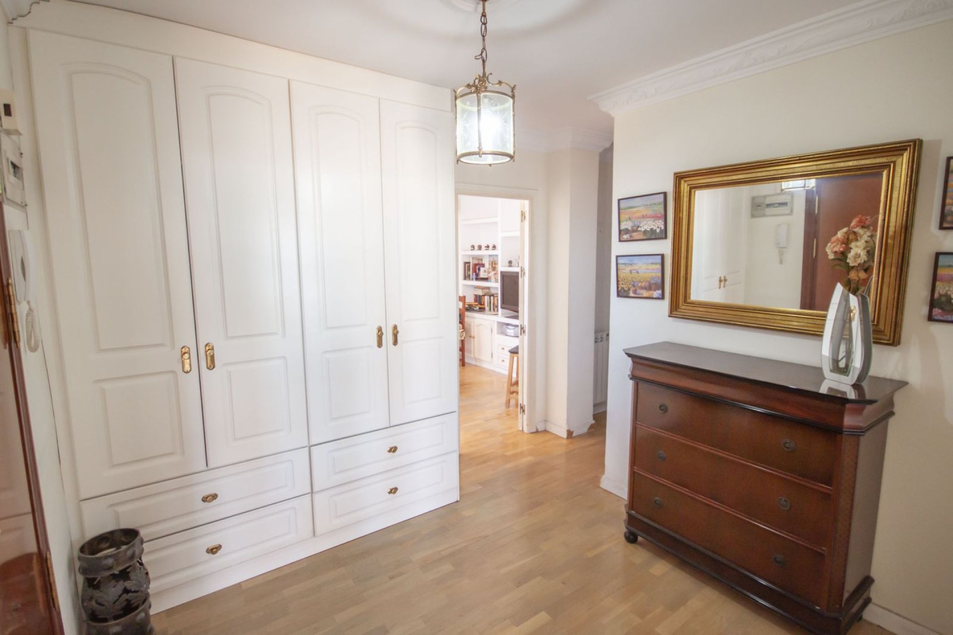 Resale - Apartment - Top Floor Apartment - Estepona - Estepona Centro