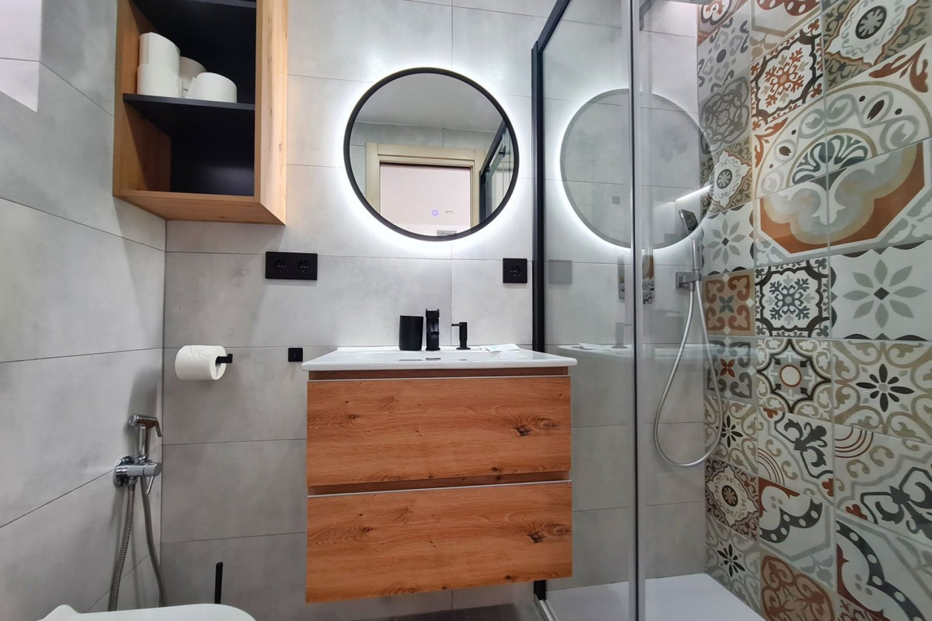 Resale - Apartment - Top Floor Apartment - Estepona - Estepona Centro