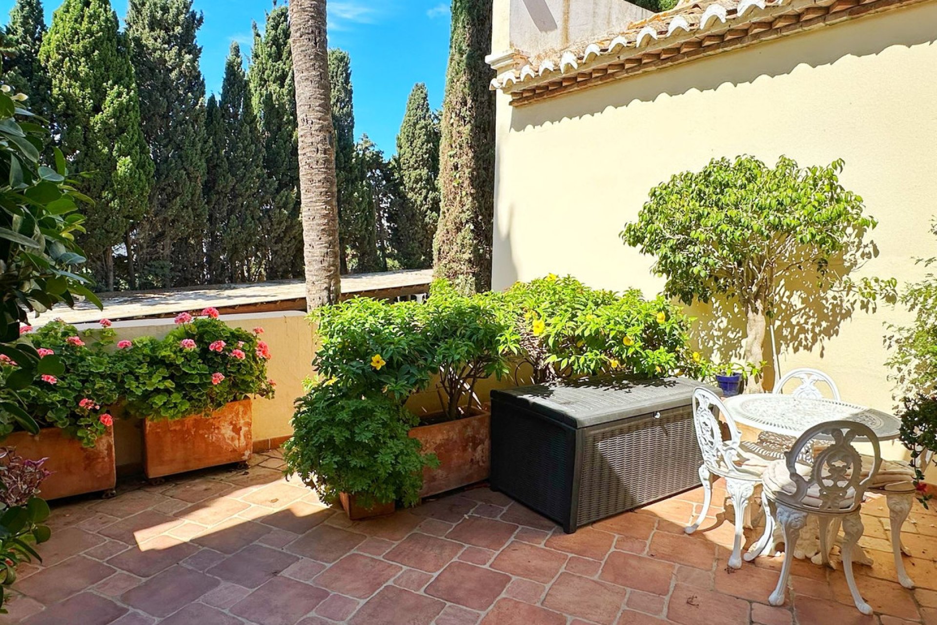 Resale - Apartment - Top Floor Apartment - Estepona - New Golden Mile