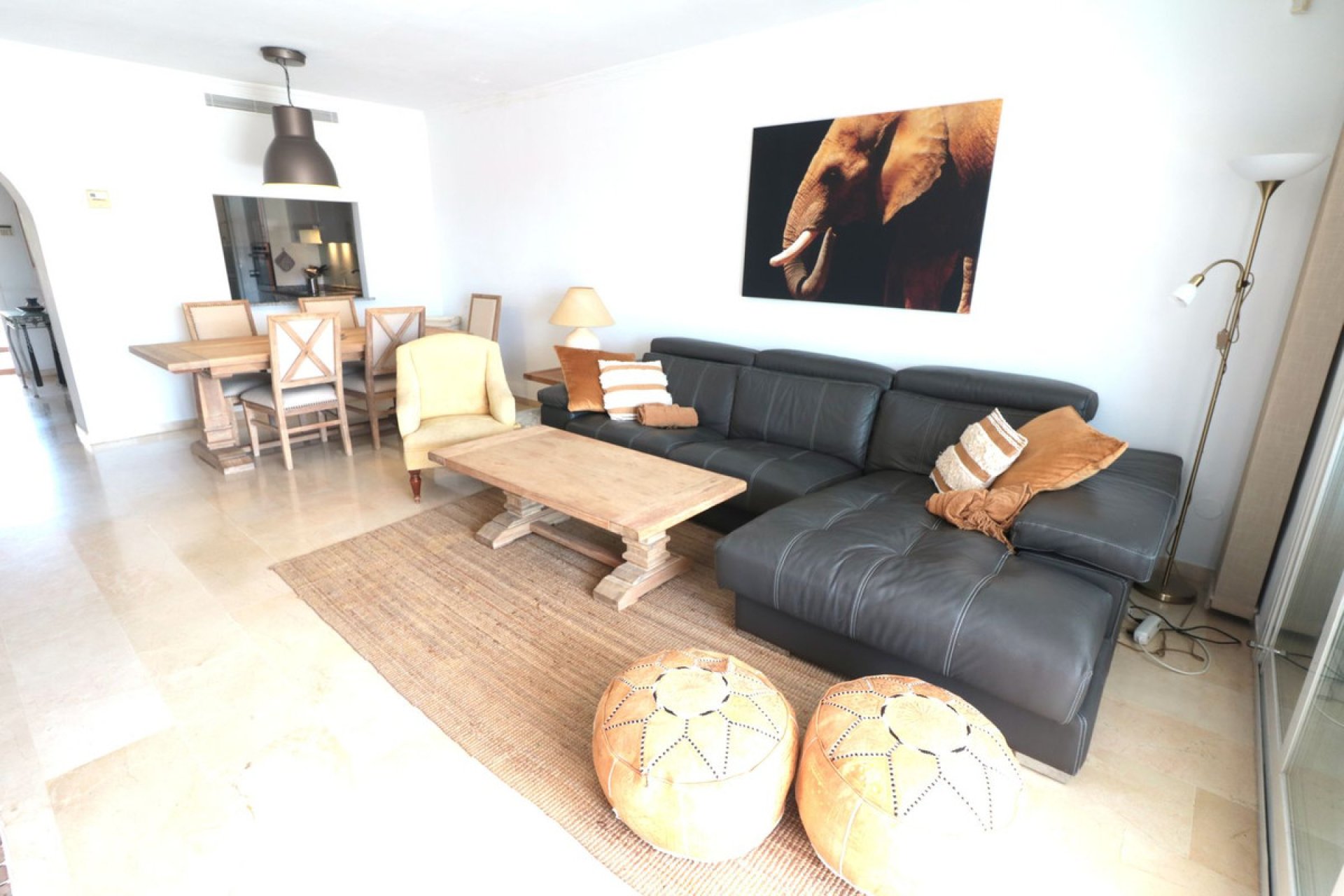 Resale - Apartment - Top Floor Apartment - Estepona - New Golden Mile