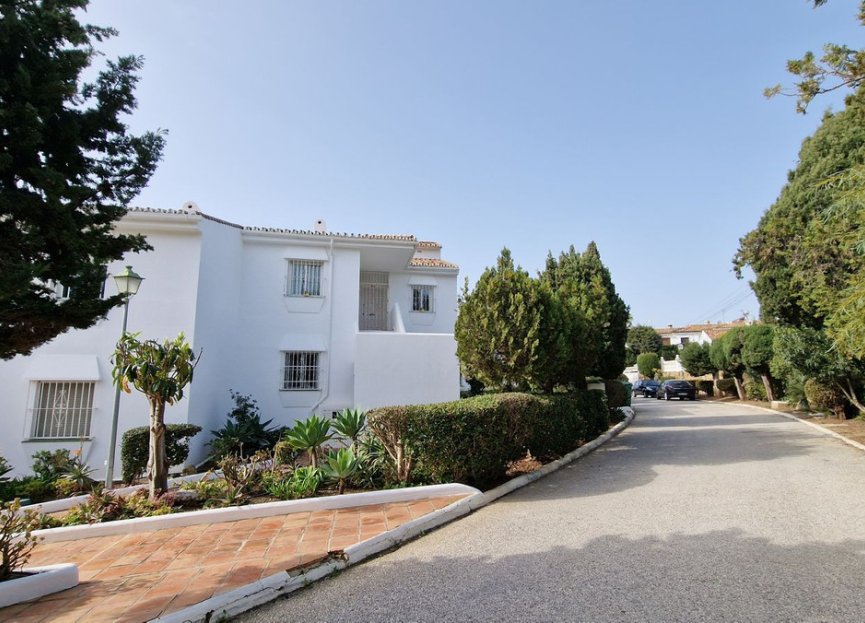 Resale - Apartment - Top Floor Apartment - Estepona - New Golden Mile
