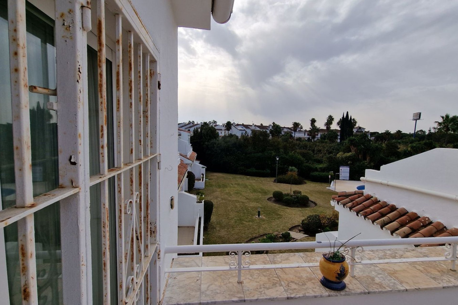 Resale - Apartment - Top Floor Apartment - Estepona - New Golden Mile