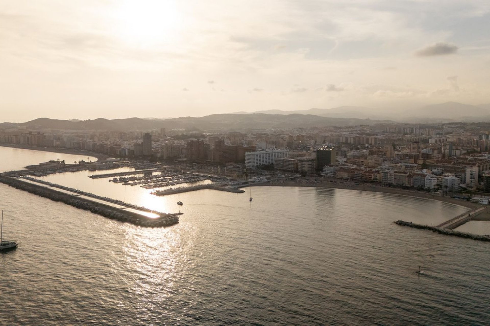 Resale - Apartment - Top Floor Apartment - Fuengirola - Fuengirola Centro