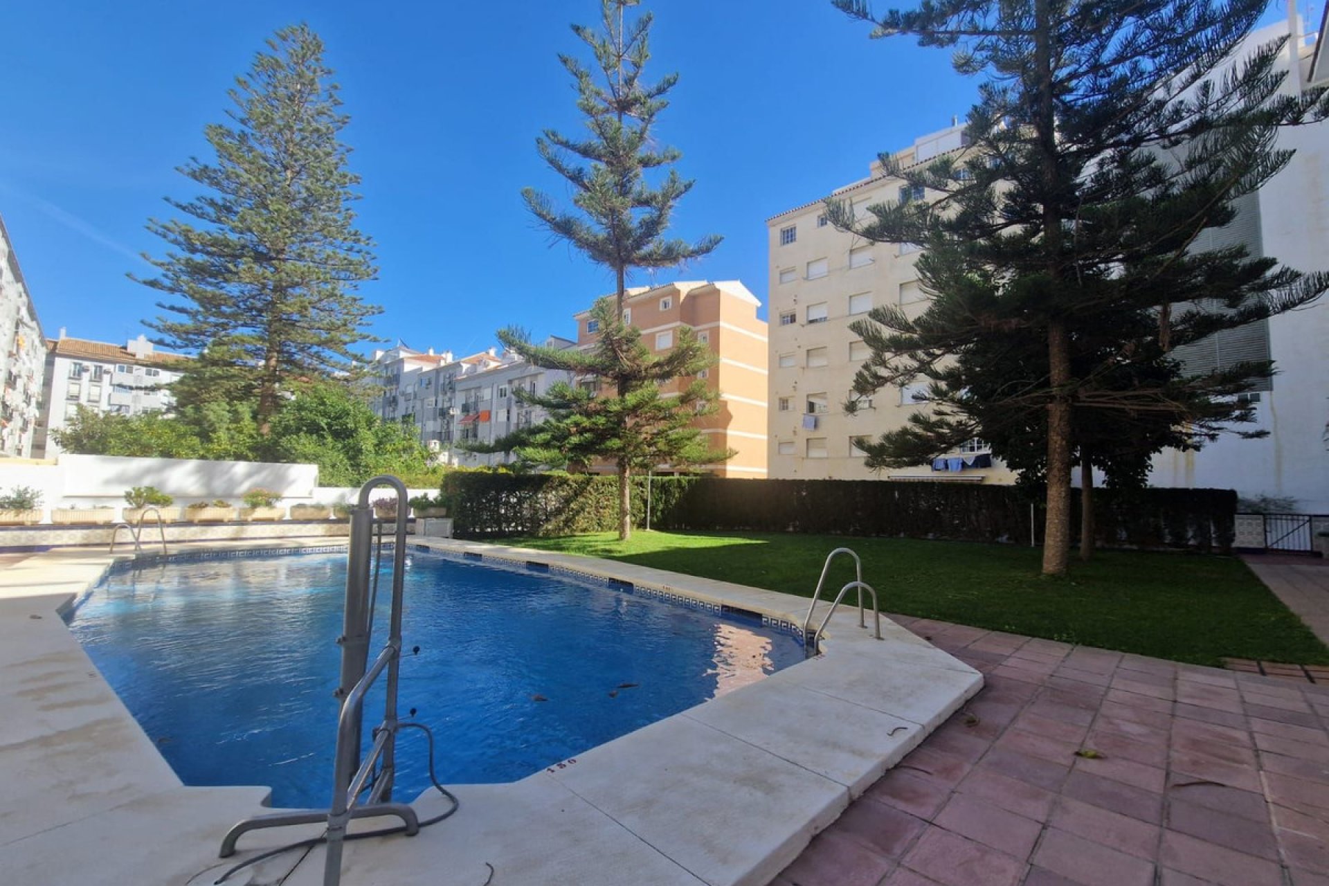 Resale - Apartment - Top Floor Apartment - Fuengirola - Fuengirola Centro