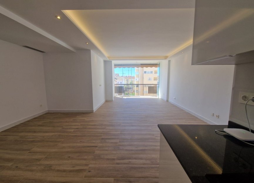 Resale - Apartment - Top Floor Apartment - Fuengirola - Fuengirola Centro