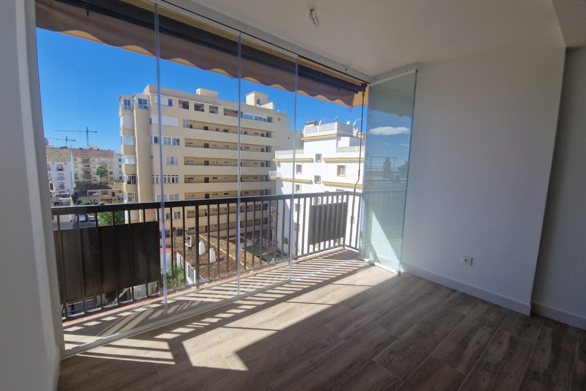 Resale - Apartment - Top Floor Apartment - Fuengirola - Fuengirola Centro