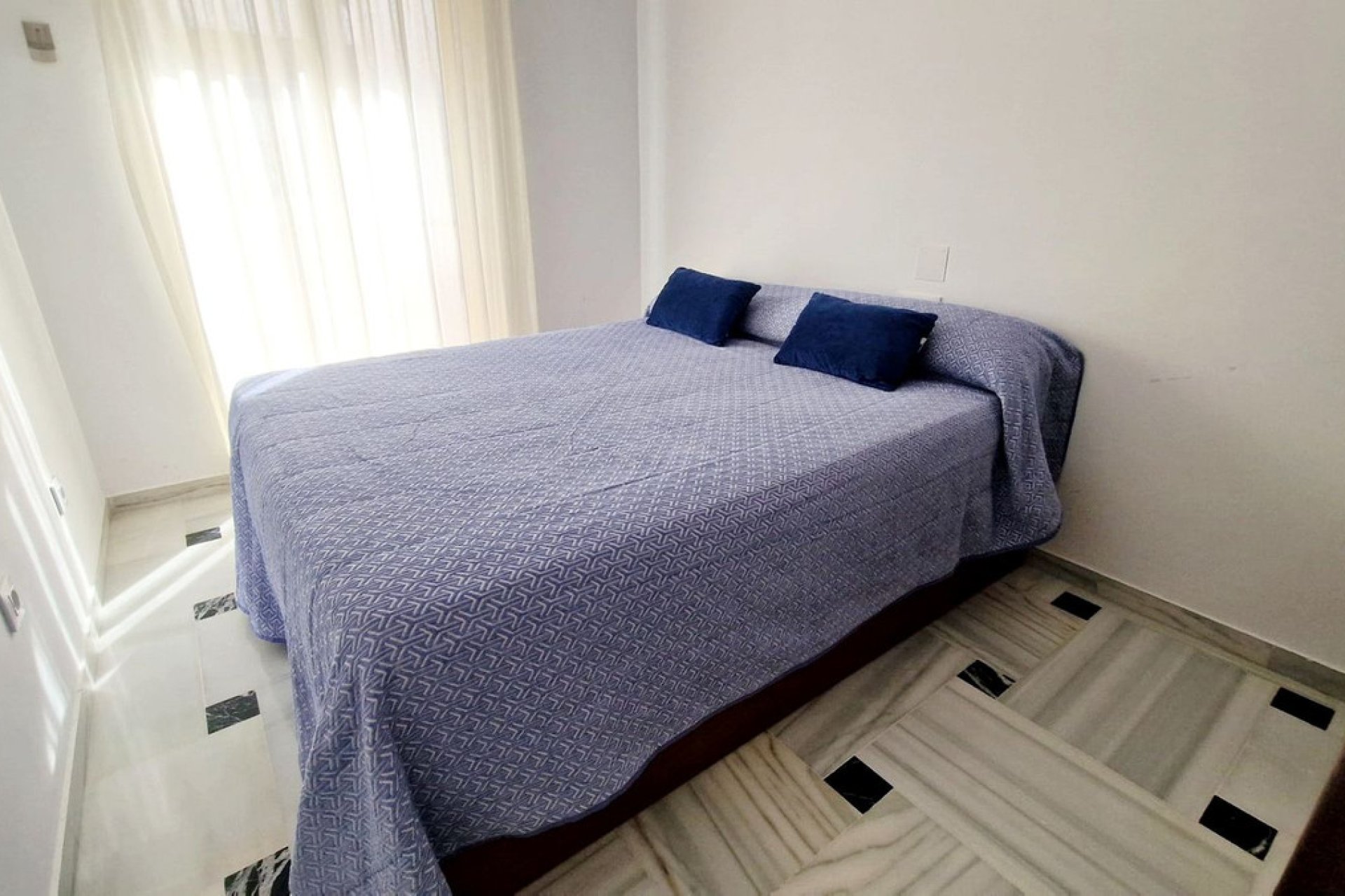 Resale - Apartment - Top Floor Apartment - Fuengirola - Fuengirola Centro