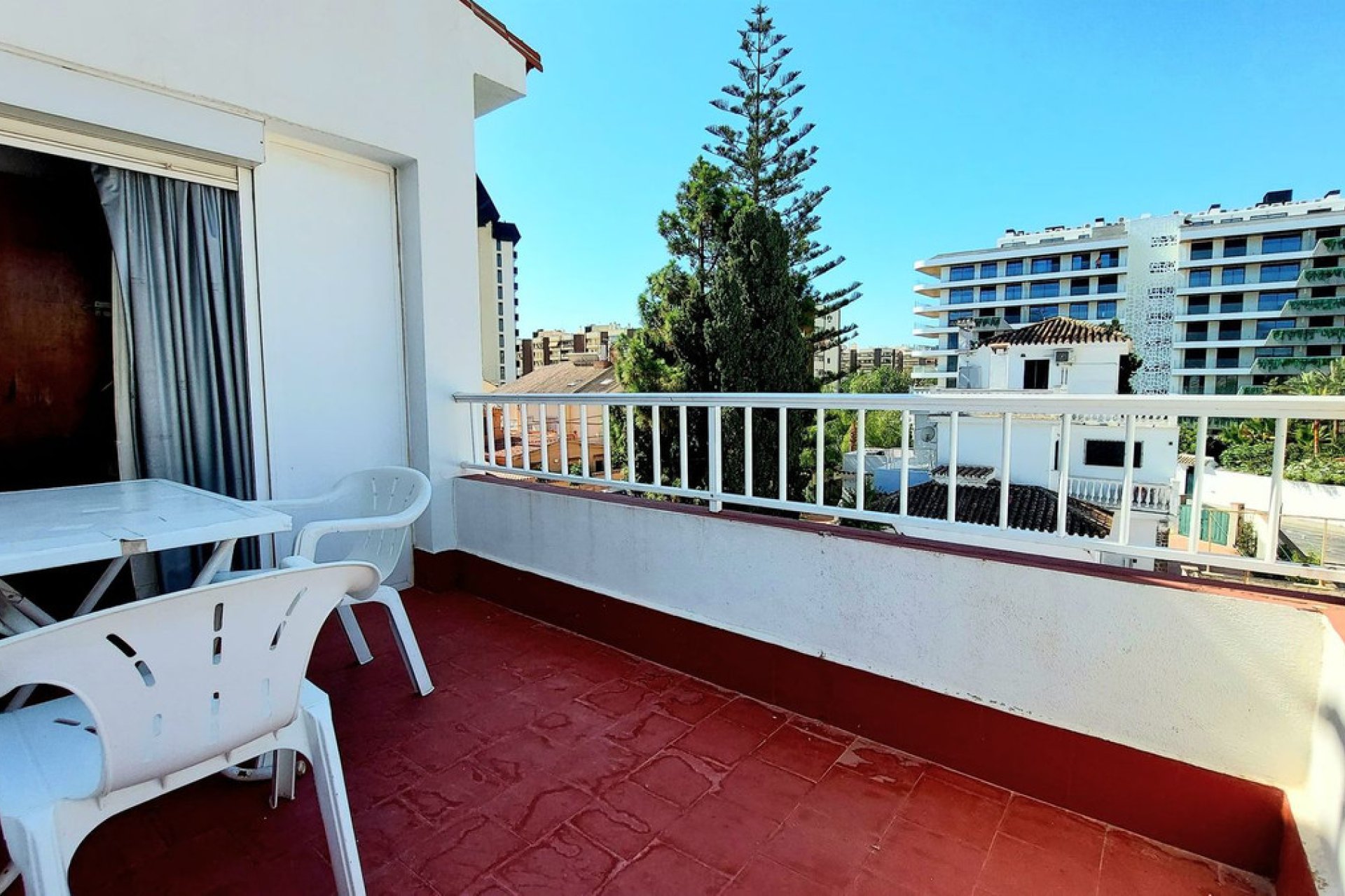 Resale - Apartment - Top Floor Apartment - Fuengirola - Fuengirola Centro