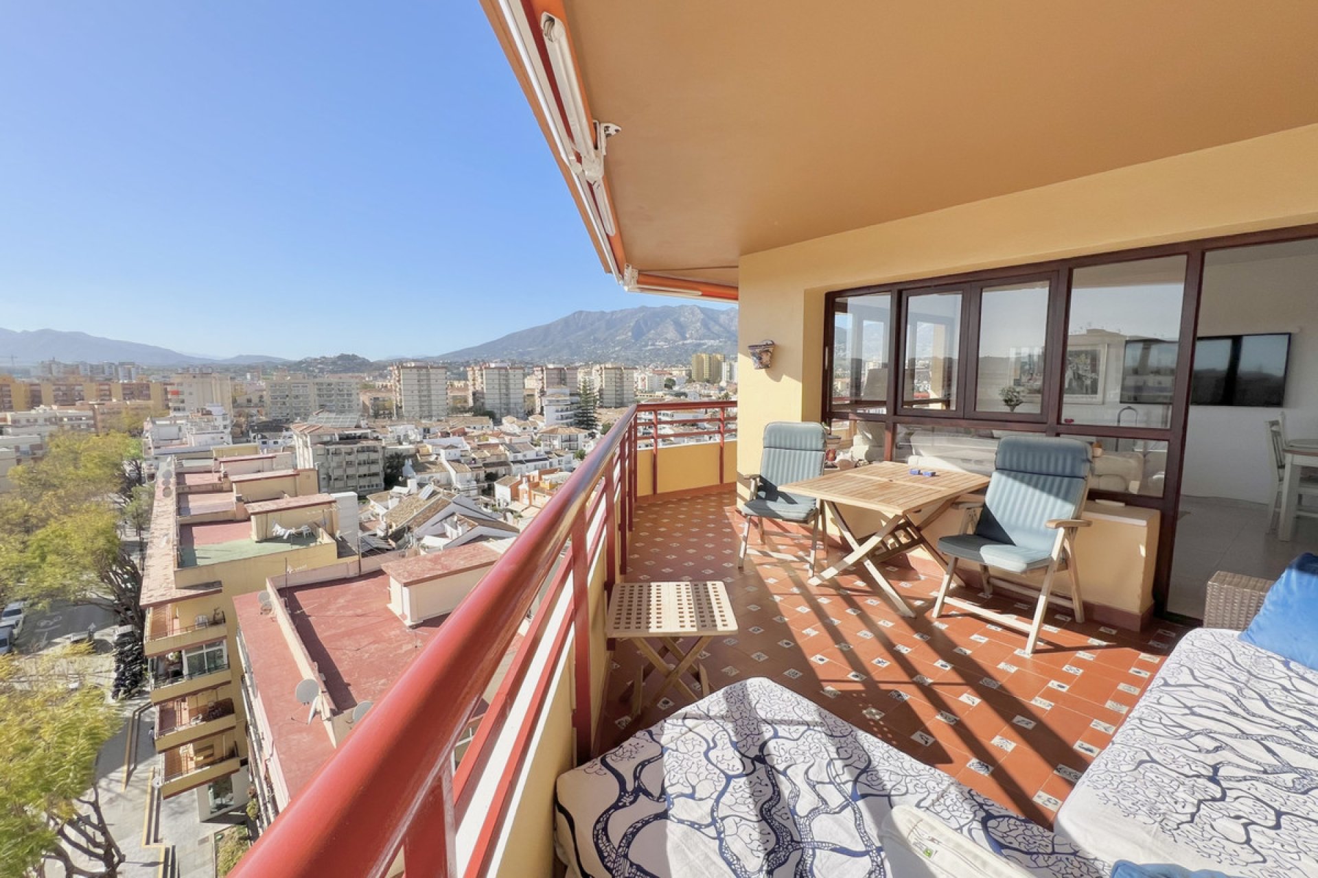 Resale - Apartment - Top Floor Apartment - Fuengirola - Fuengirola Centro