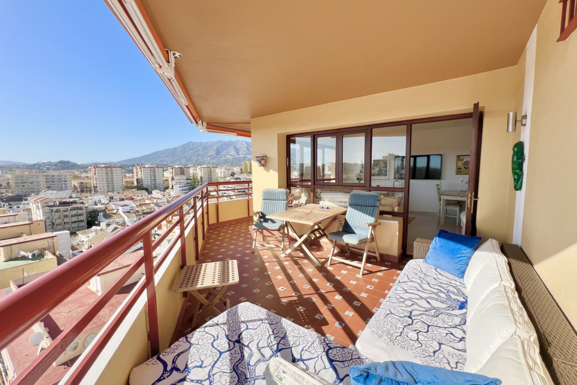 Resale - Apartment - Top Floor Apartment - Fuengirola - Fuengirola Centro