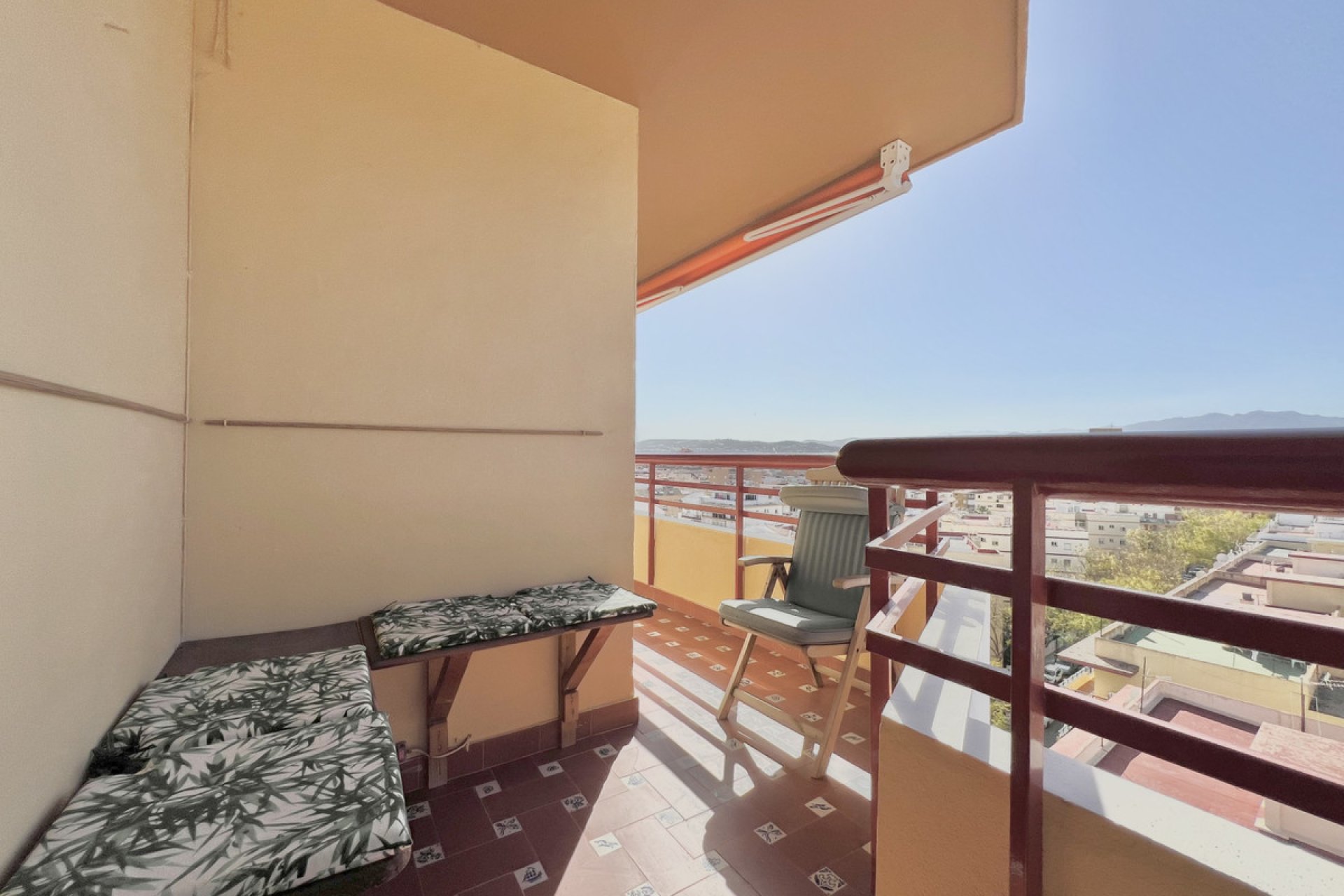 Resale - Apartment - Top Floor Apartment - Fuengirola - Fuengirola Centro