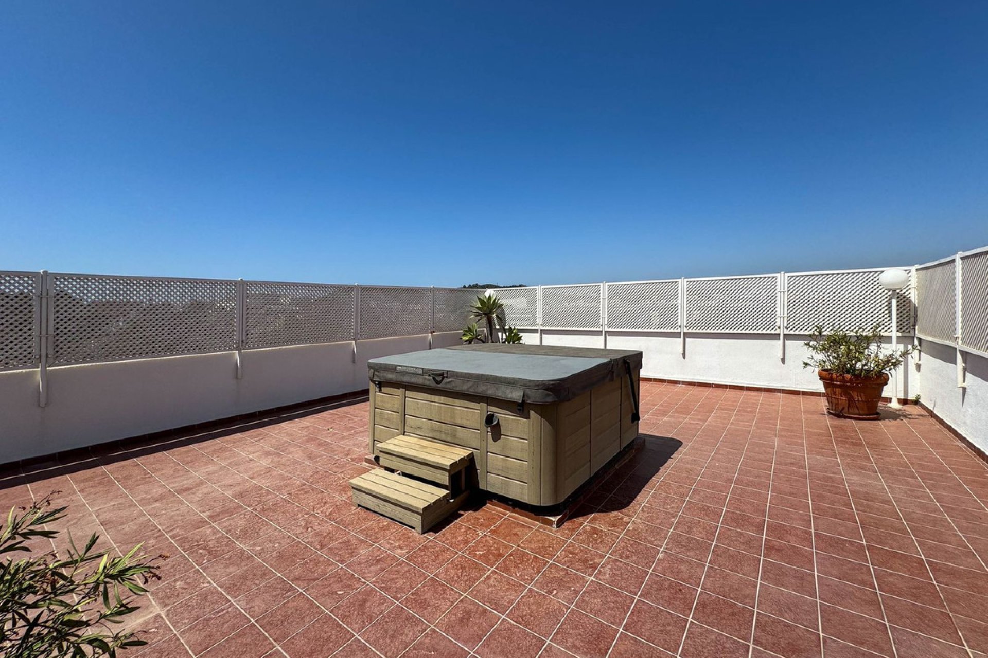 Resale - Apartment - Top Floor Apartment - Fuengirola - Fuengirola Centro