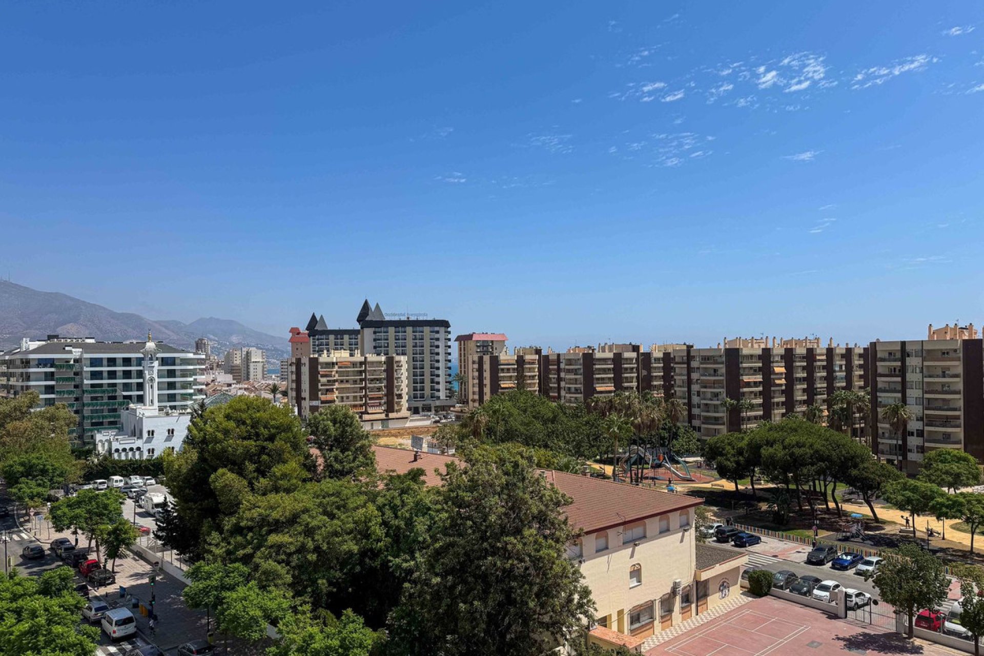 Resale - Apartment - Top Floor Apartment - Fuengirola - Fuengirola Centro