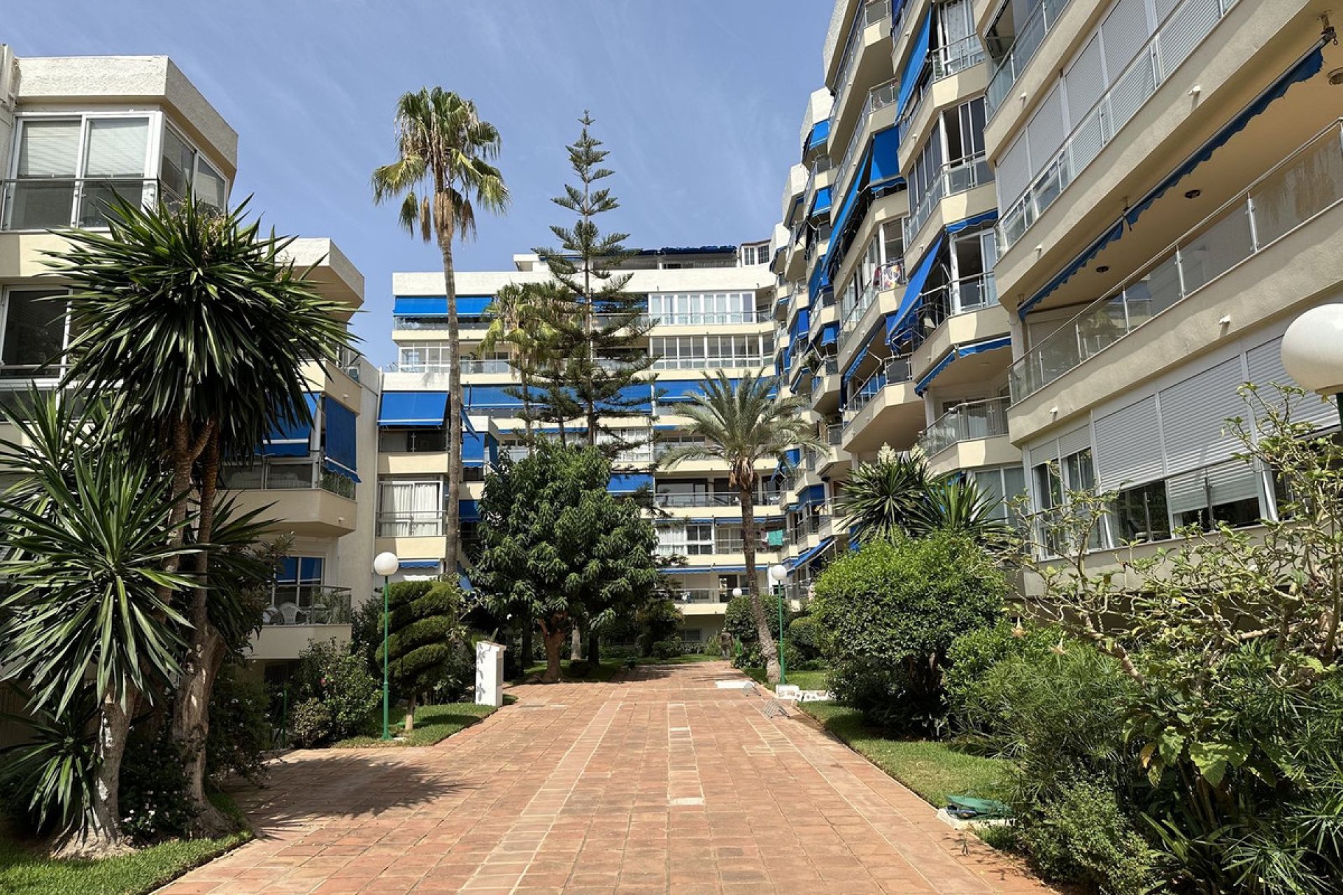 Resale - Apartment - Top Floor Apartment - Fuengirola - Fuengirola Centro