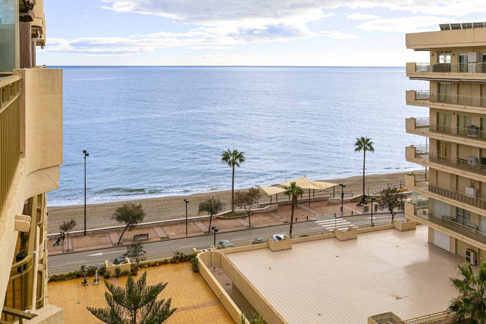 Resale - Apartment - Top Floor Apartment - Fuengirola - Fuengirola Centro