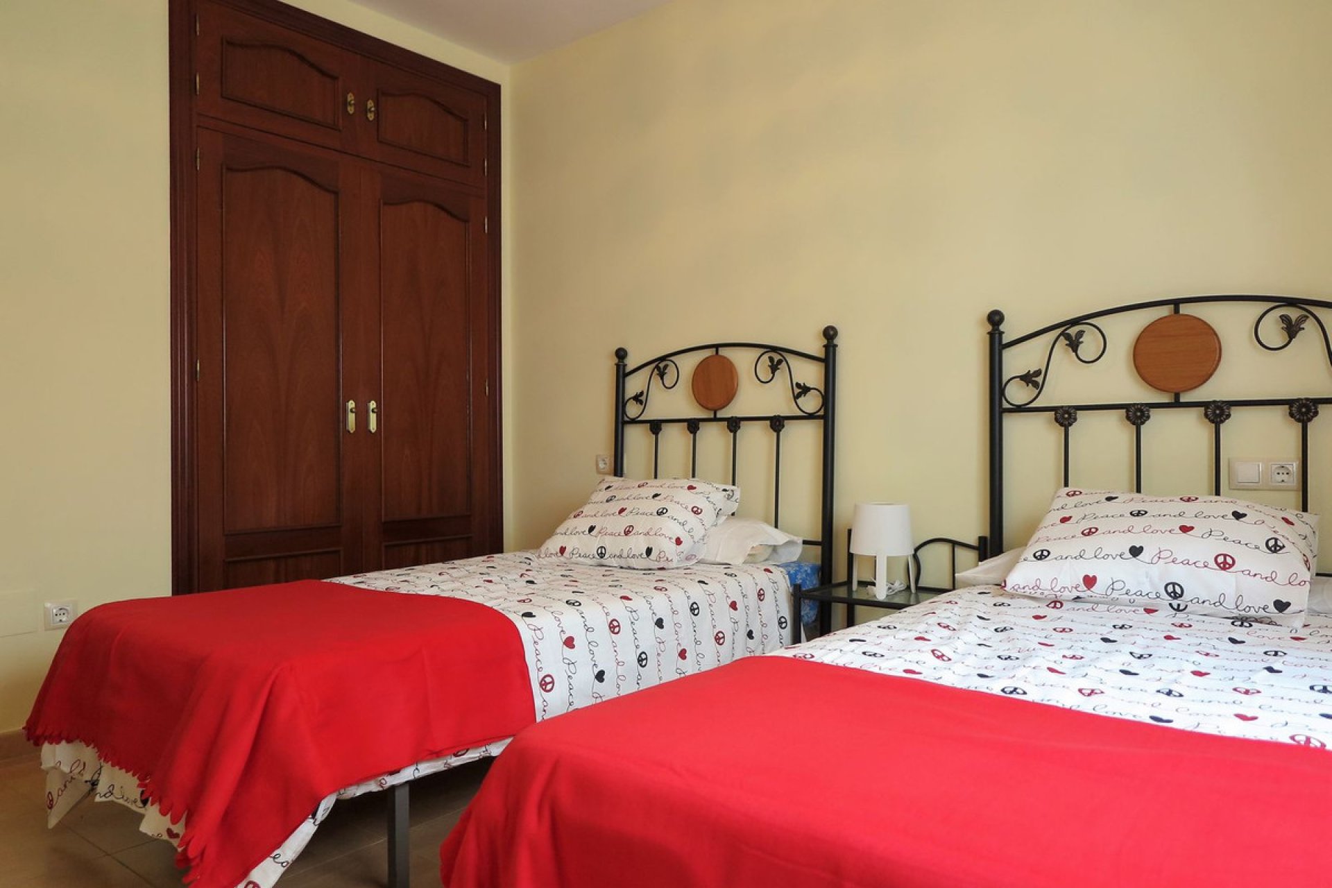 Resale - Apartment - Top Floor Apartment - Fuengirola - Fuengirola Centro