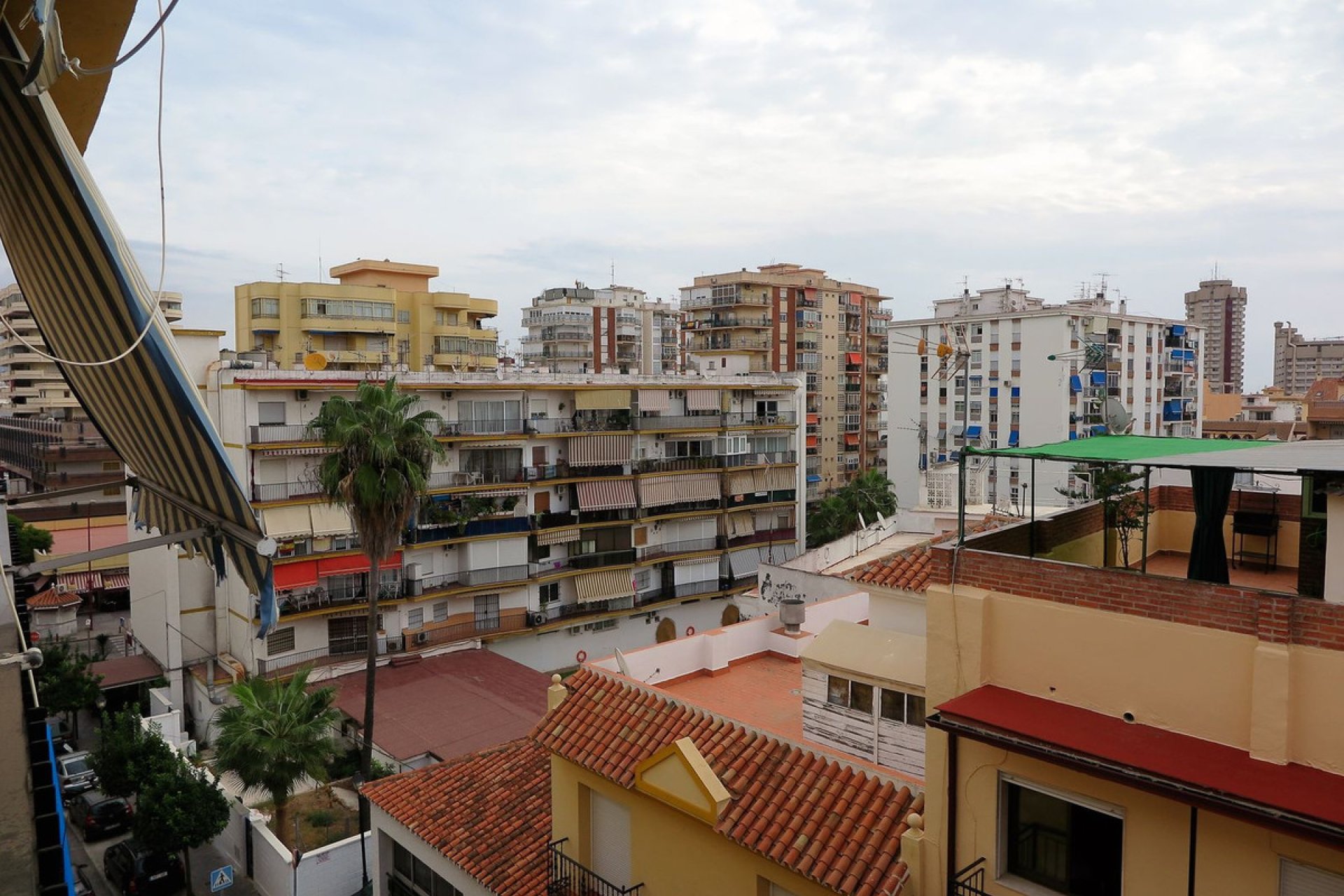 Resale - Apartment - Top Floor Apartment - Fuengirola - Fuengirola Centro