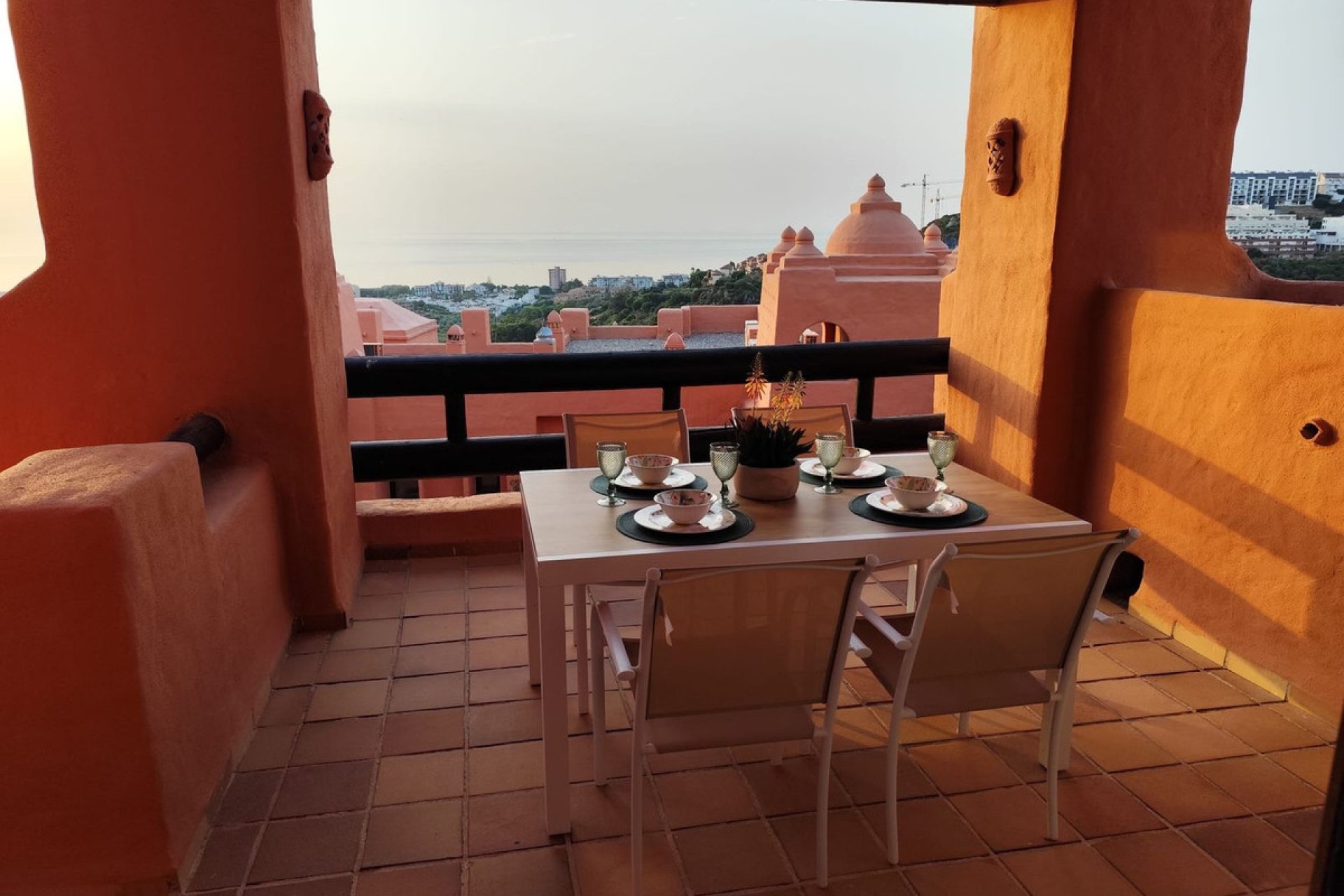 Resale - Apartment - Top Floor Apartment - Manilva - La Duquesa