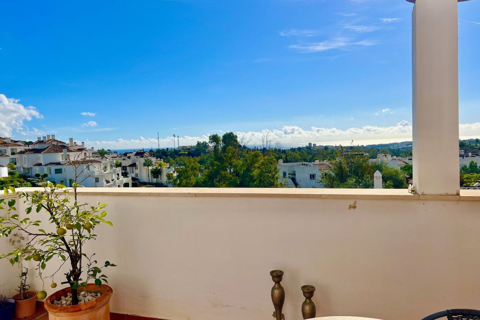 Resale - Apartment - Top Floor Apartment - Marbella - Aloha