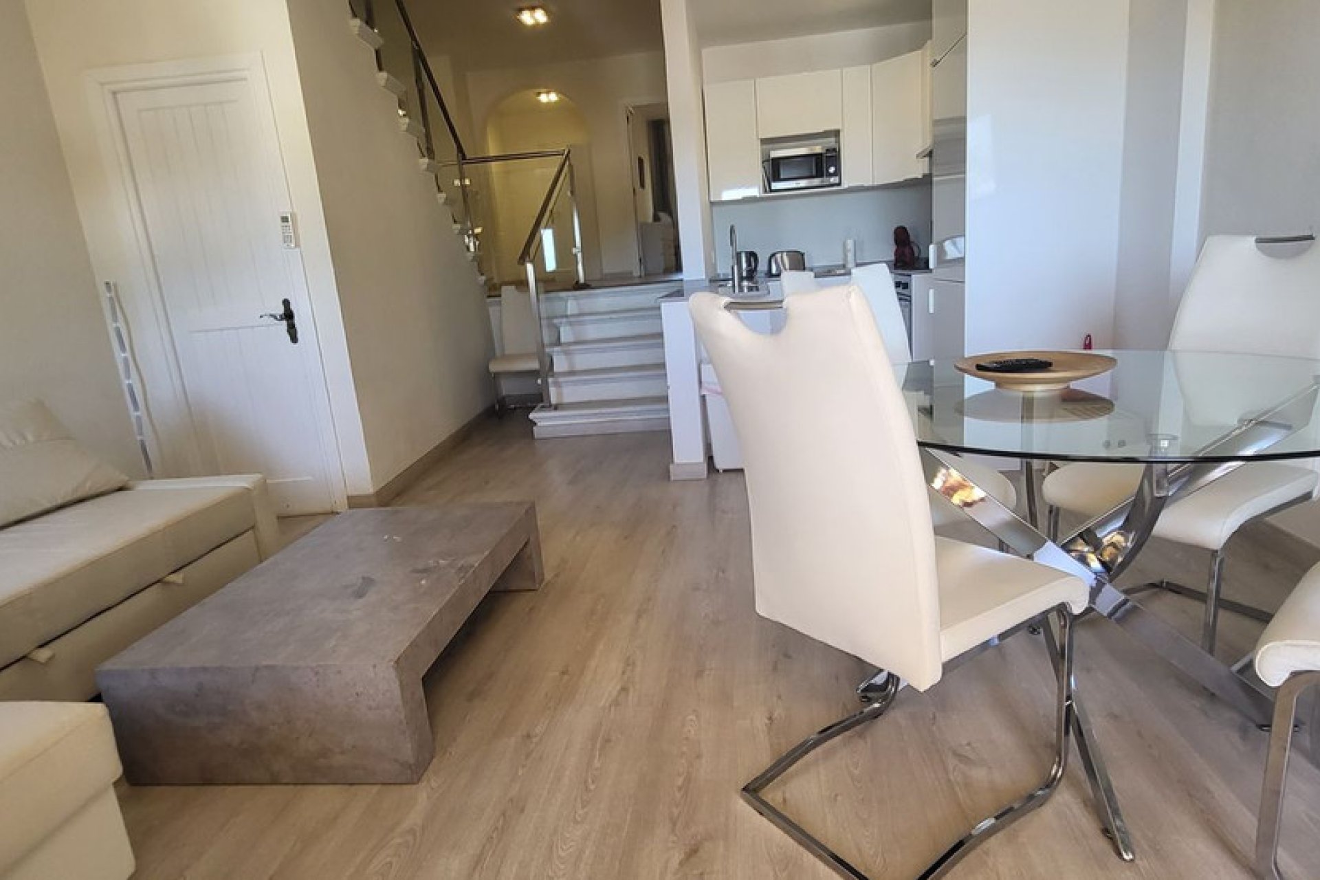 Resale - Apartment - Top Floor Apartment - Marbella - Cabopino