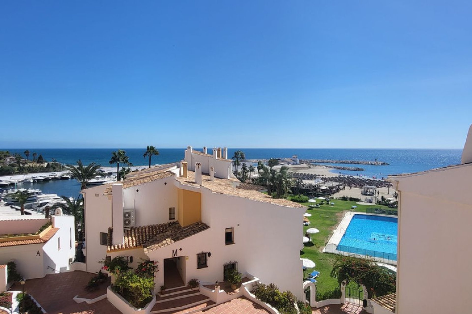 Resale - Apartment - Top Floor Apartment - Marbella - Cabopino