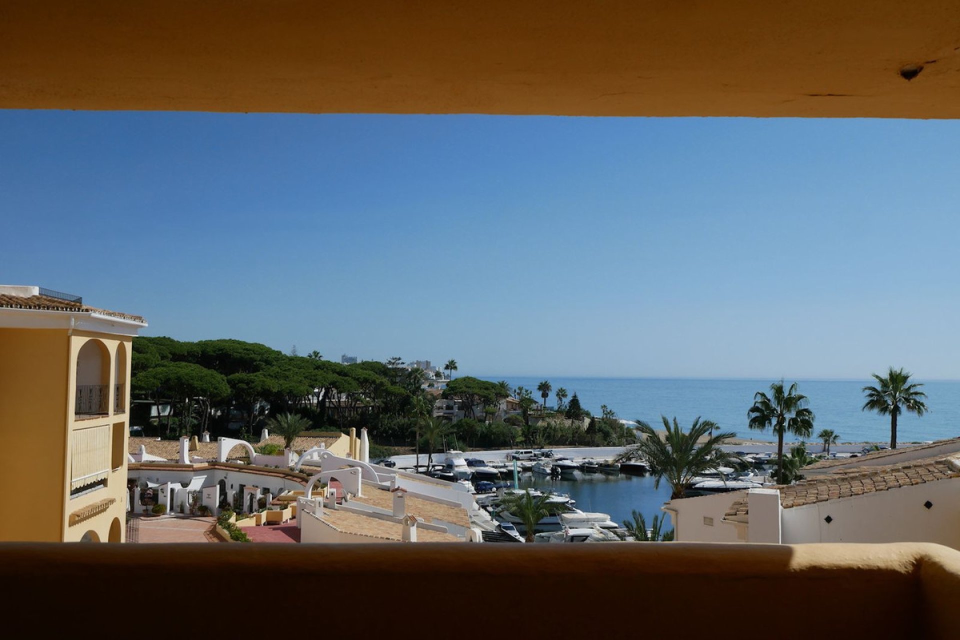 Resale - Apartment - Top Floor Apartment - Marbella - Cabopino