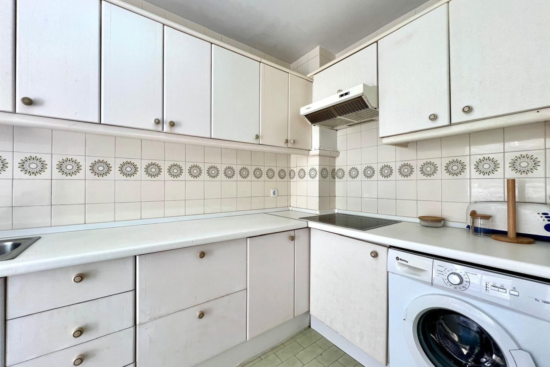 Resale - Apartment - Top Floor Apartment - Marbella - Elviria