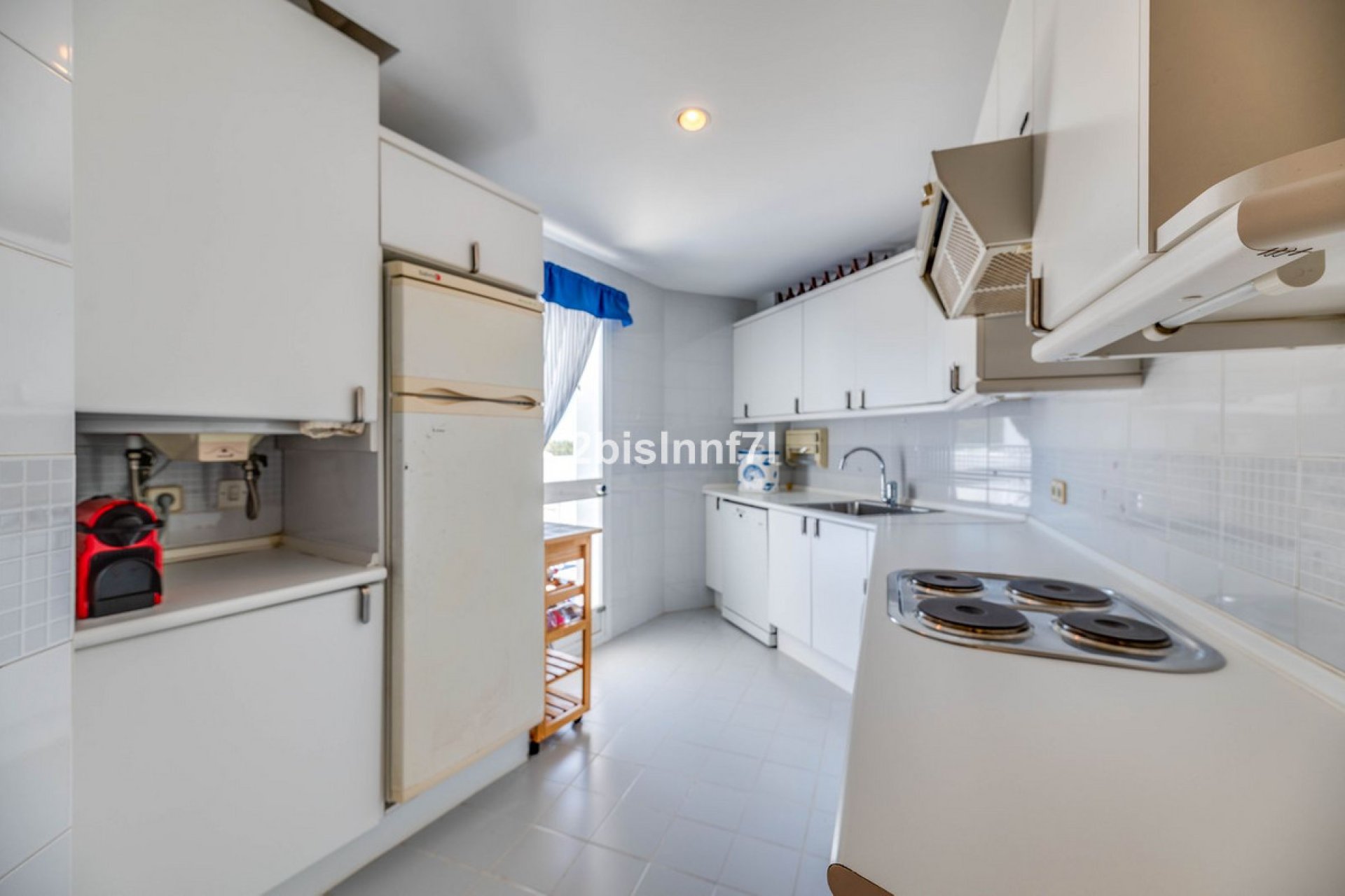 Resale - Apartment - Top Floor Apartment - Marbella - Elviria