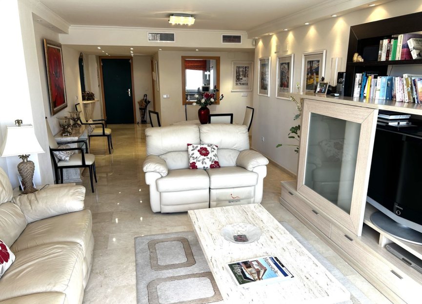 Resale - Apartment - Top Floor Apartment - Marbella - Guadalmina Baja