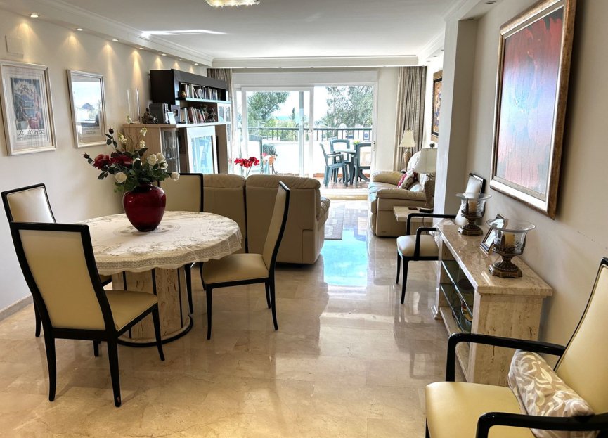 Resale - Apartment - Top Floor Apartment - Marbella - Guadalmina Baja