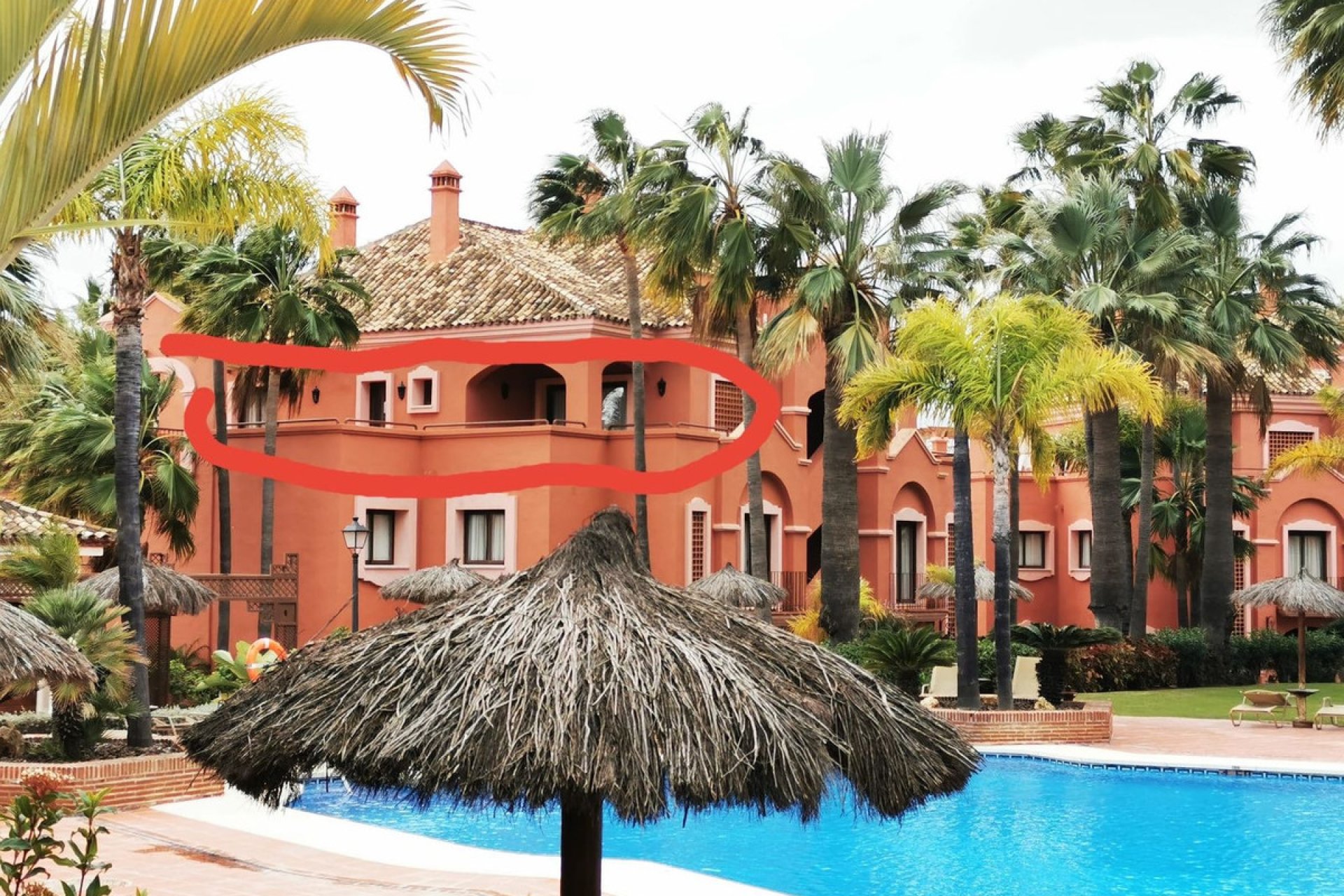 Resale - Apartment - Top Floor Apartment - Marbella - Marbella Centro