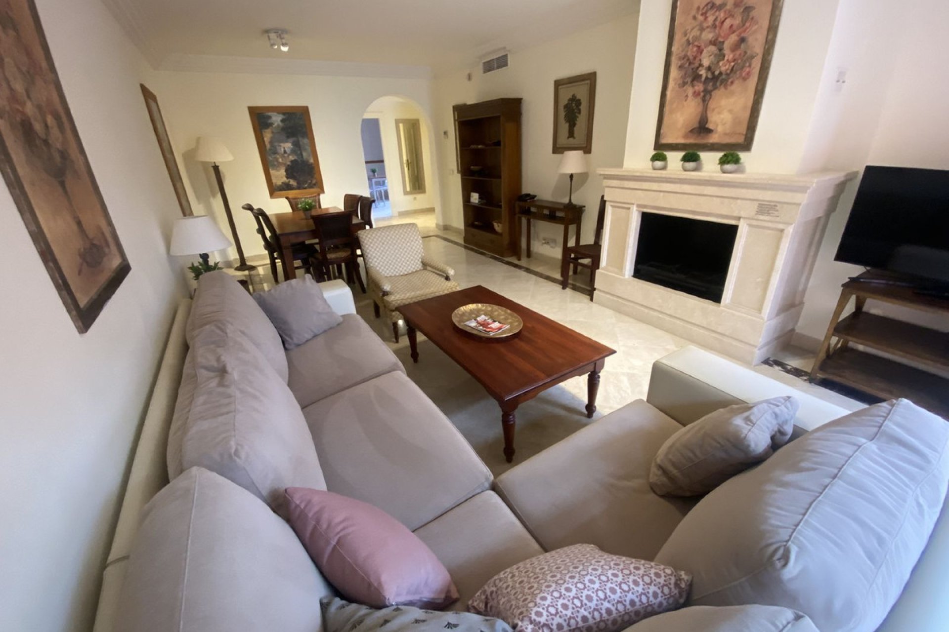 Resale - Apartment - Top Floor Apartment - Marbella - Marbella Centro