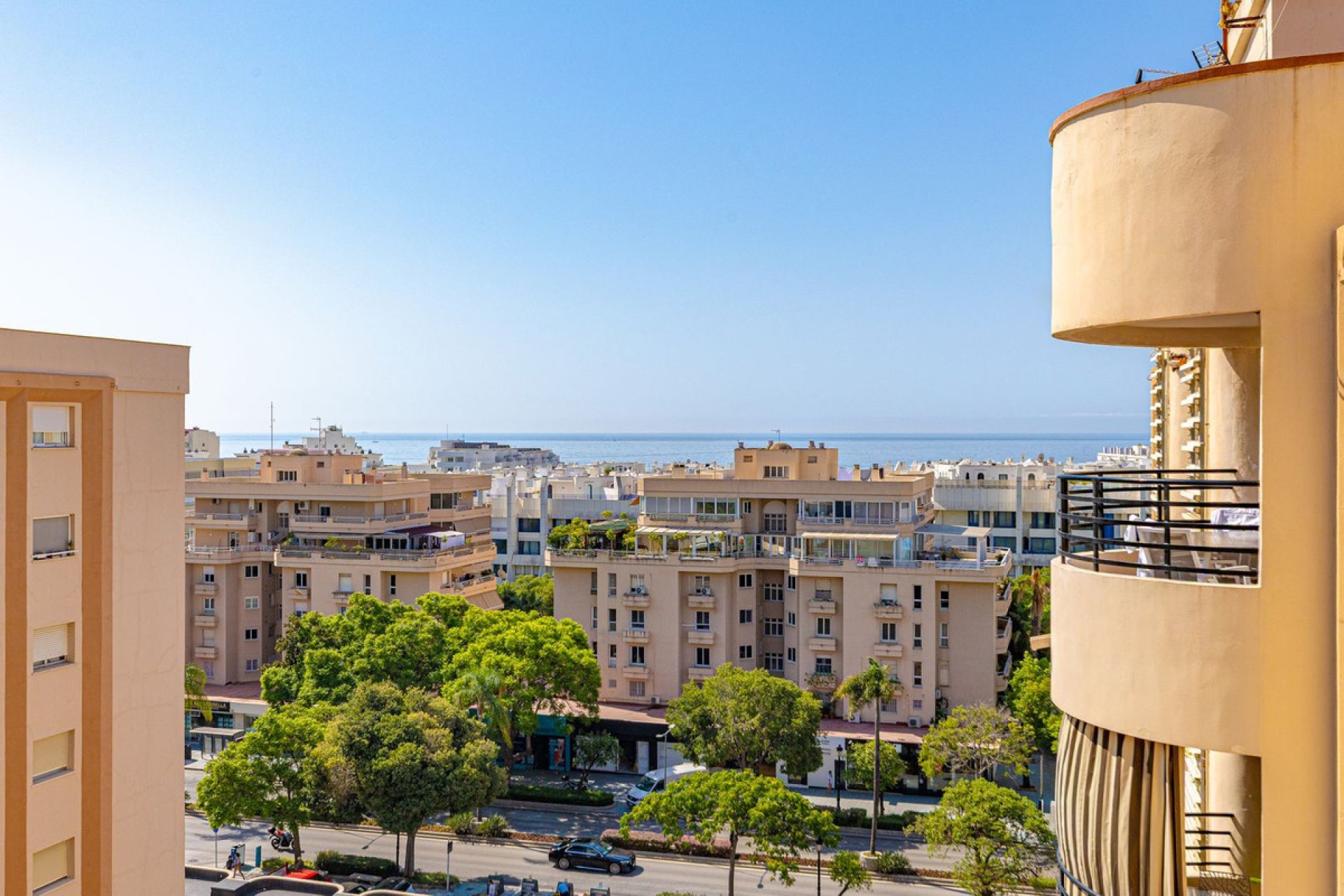Resale - Apartment - Top Floor Apartment - Marbella - Marbella Centro