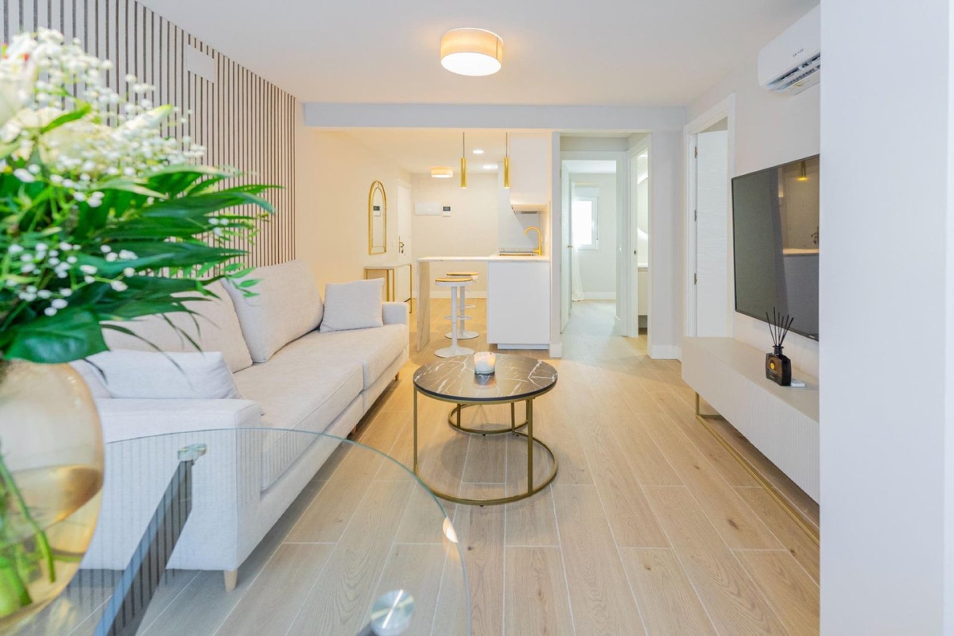 Resale - Apartment - Top Floor Apartment - Marbella - Marbella Centro