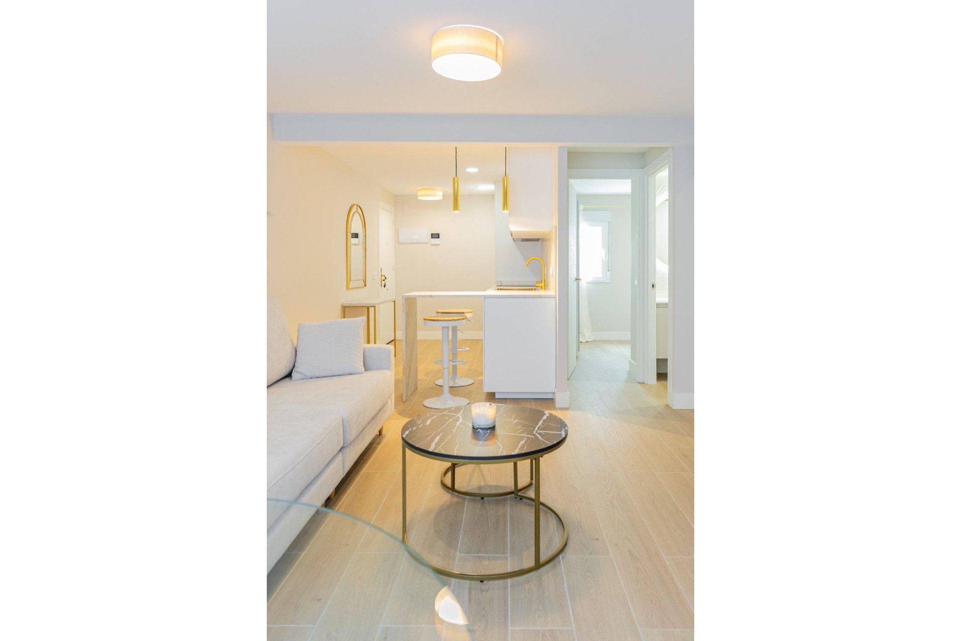 Resale - Apartment - Top Floor Apartment - Marbella - Marbella Centro