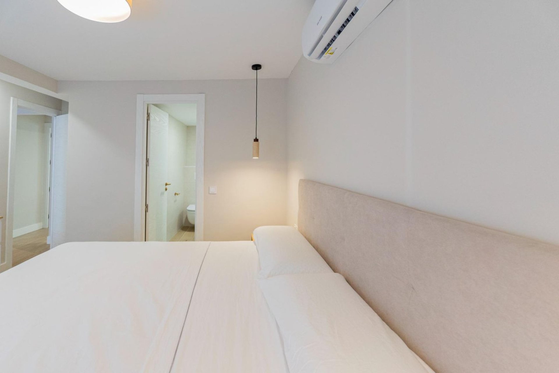 Resale - Apartment - Top Floor Apartment - Marbella - Marbella Centro