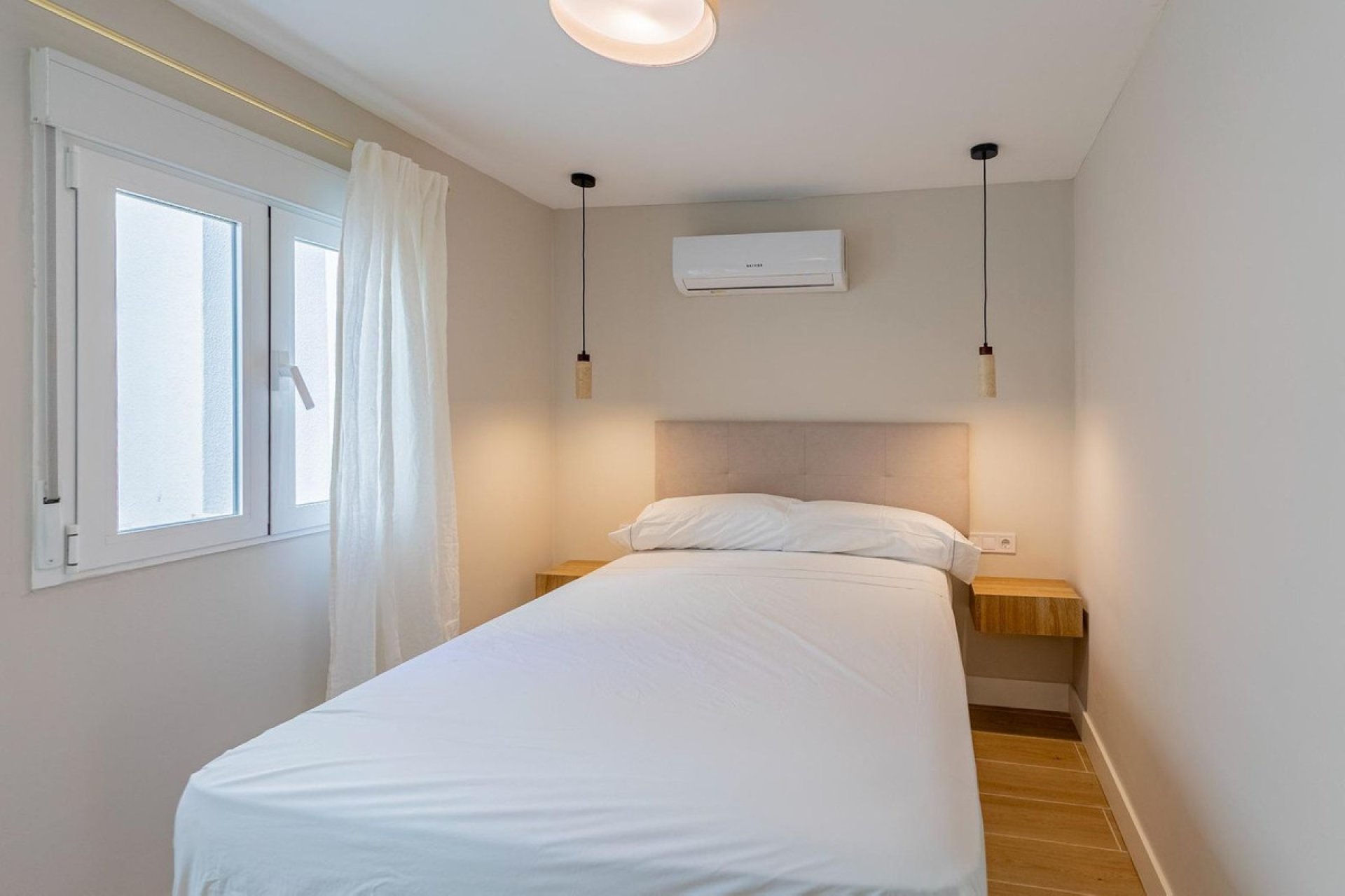 Resale - Apartment - Top Floor Apartment - Marbella - Marbella Centro