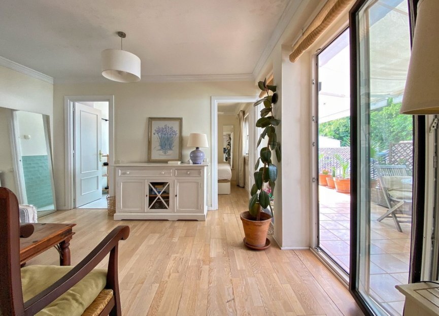 Resale - Apartment - Top Floor Apartment - Marbella - Marbella Centro