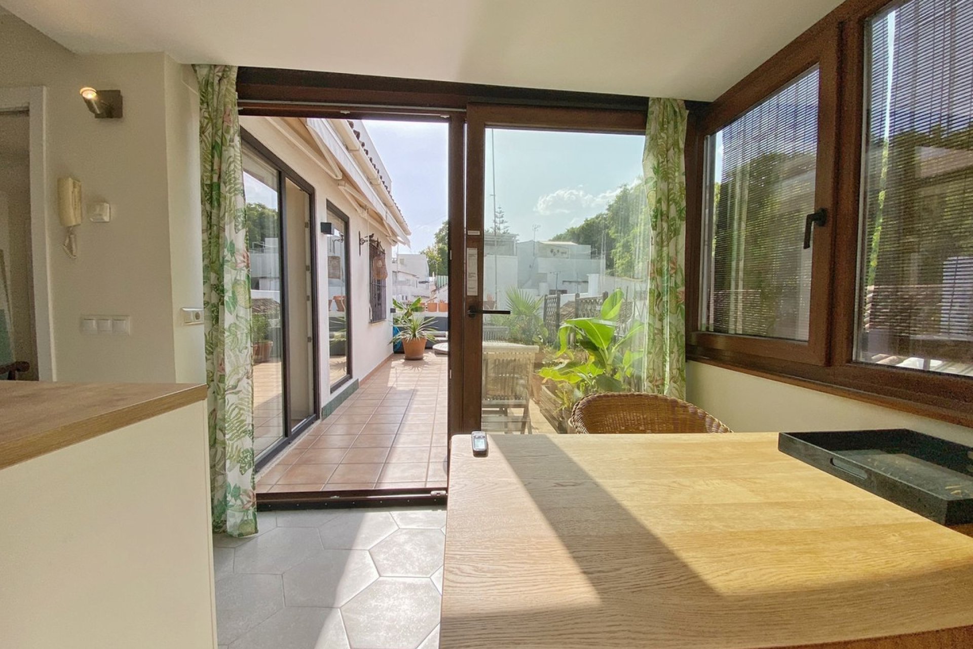 Resale - Apartment - Top Floor Apartment - Marbella - Marbella Centro