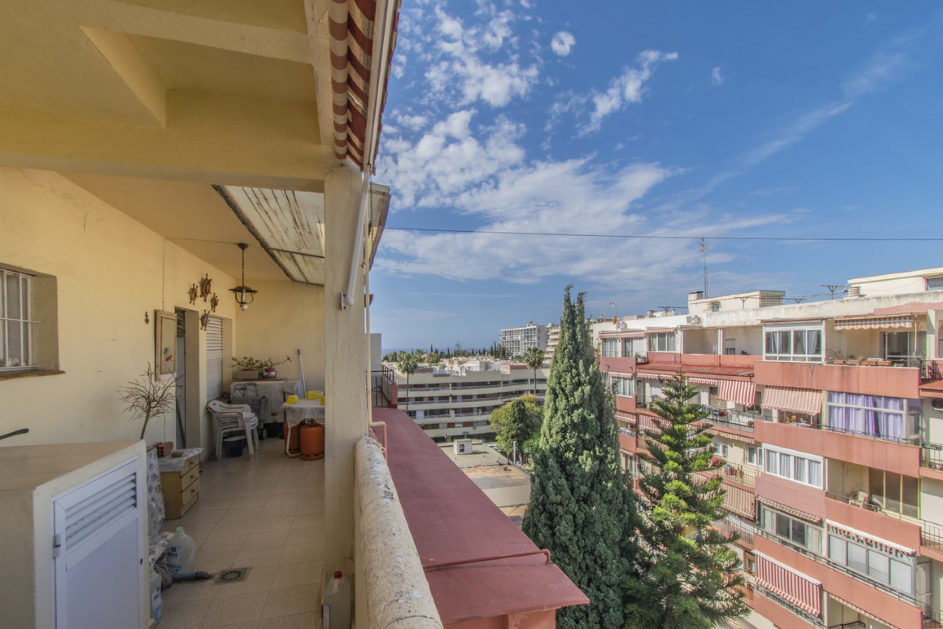 Resale - Apartment - Top Floor Apartment - Marbella - Marbella Centro