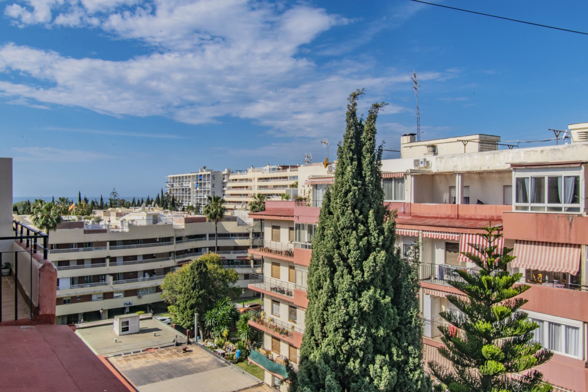 Resale - Apartment - Top Floor Apartment - Marbella - Marbella Centro