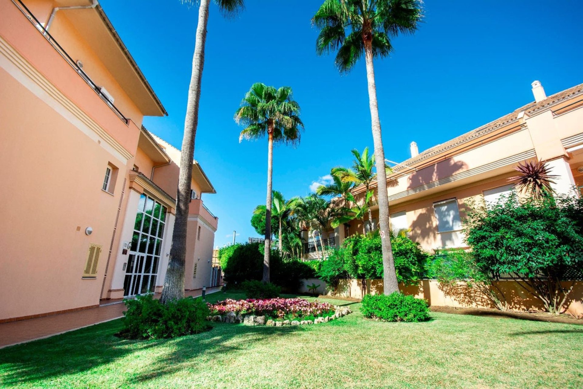 Resale - Apartment - Top Floor Apartment - Marbella - Marbella Centro