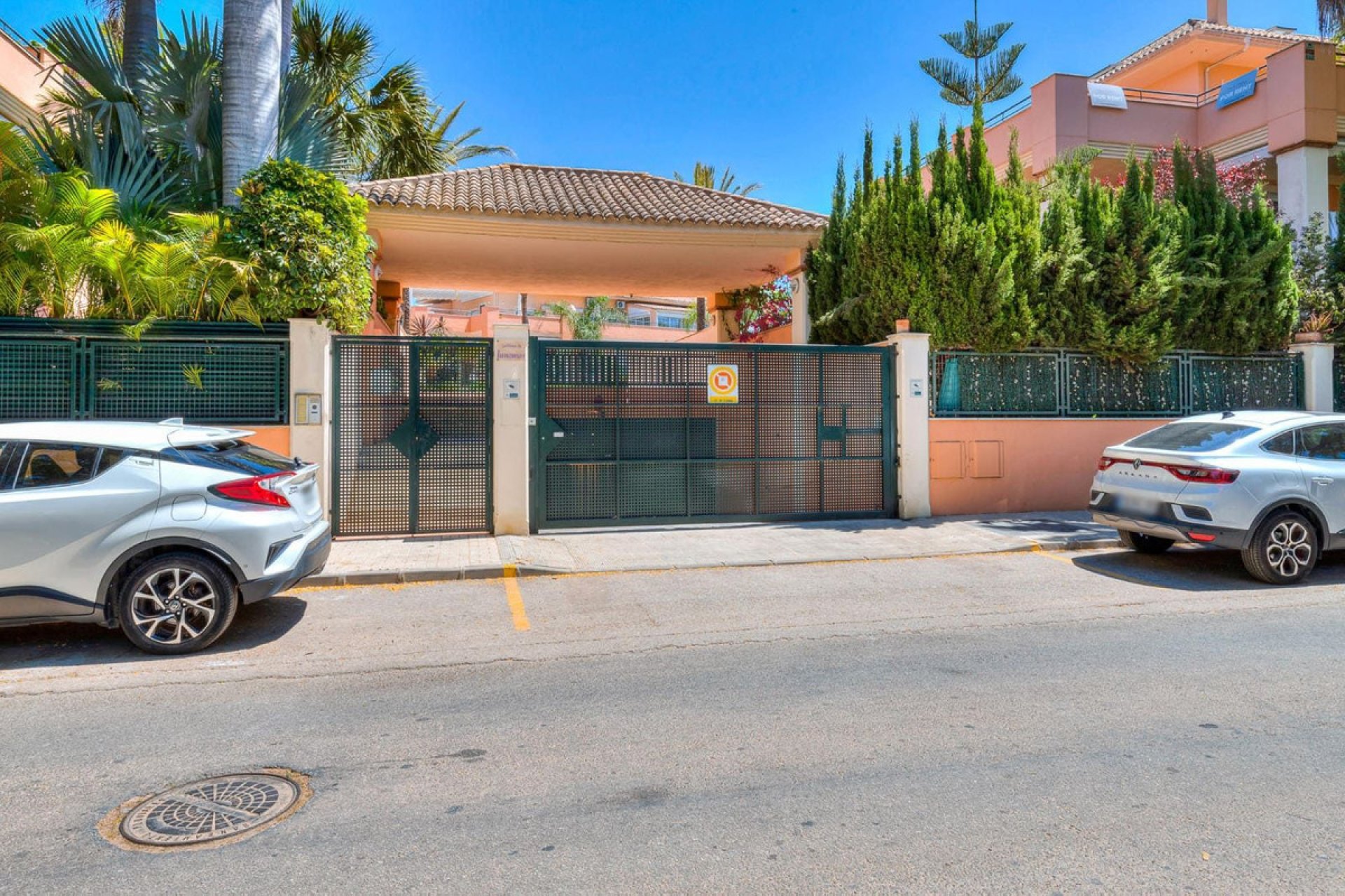 Resale - Apartment - Top Floor Apartment - Marbella - Marbella Centro