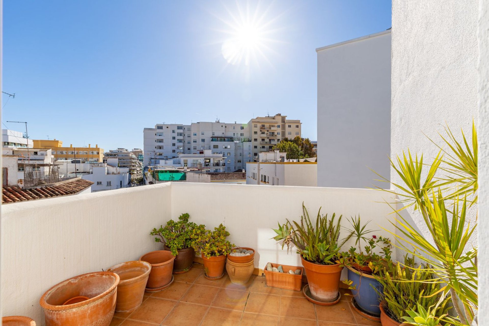 Resale - Apartment - Top Floor Apartment - Marbella - Marbella Centro