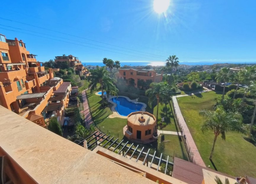 Resale - Apartment - Top Floor Apartment - Marbella - Marbella Centro