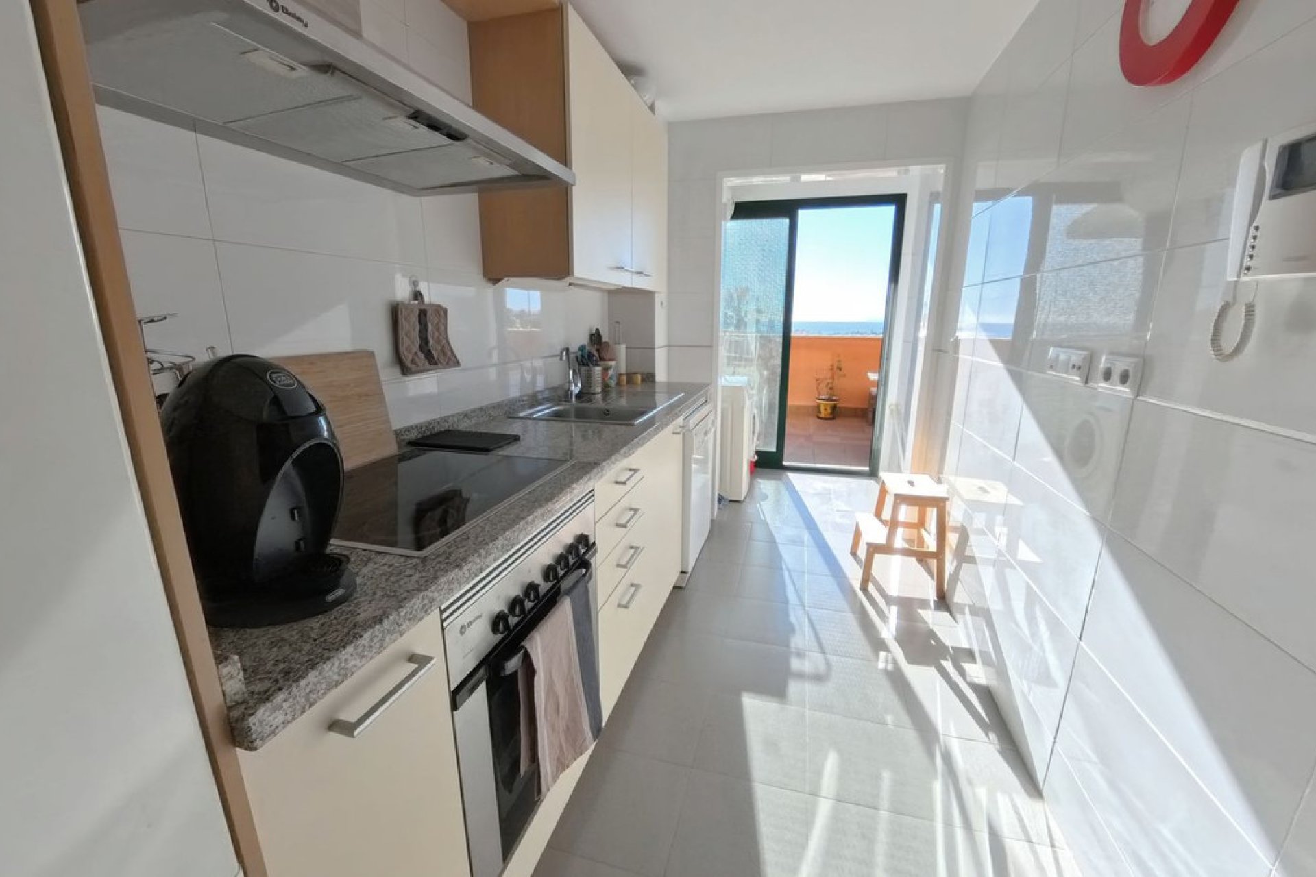 Resale - Apartment - Top Floor Apartment - Marbella - Marbella Centro